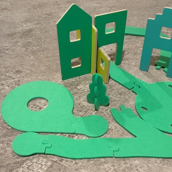 Lovevery Colorful Wooden modular Village - Picture 2 of 3